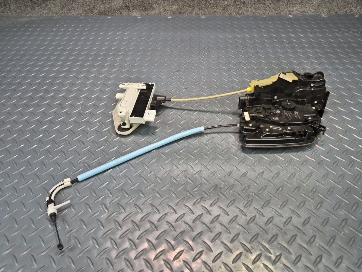 2014-2018 BMW F15 X5 Front Right Door Lock Latch Actuator w Soft Close 7281948