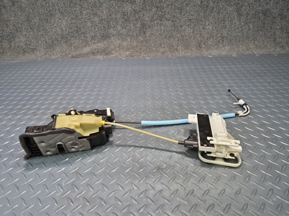 2014-2018 BMW F15 X5 Front Right Door Lock Latch Actuator w Soft Close 7281948