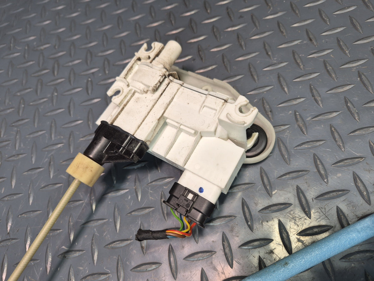 2014-2018 BMW F15 X5 Rear Left Door Lock Latch Actuator w Soft Close 7281955