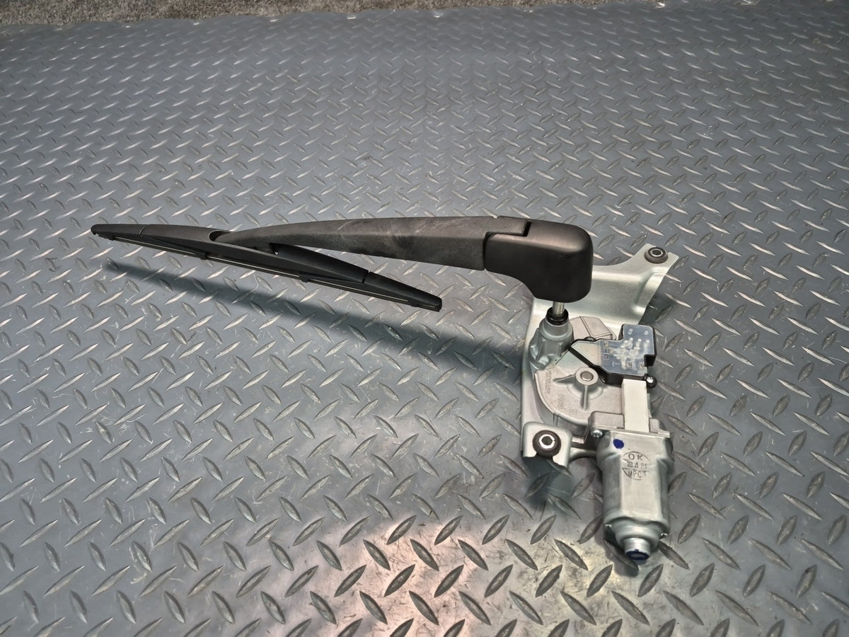 2014-2018 BMW F15 X5 Rear Trunk Lid Tailgate Liftgate Wiper Motor w Arm