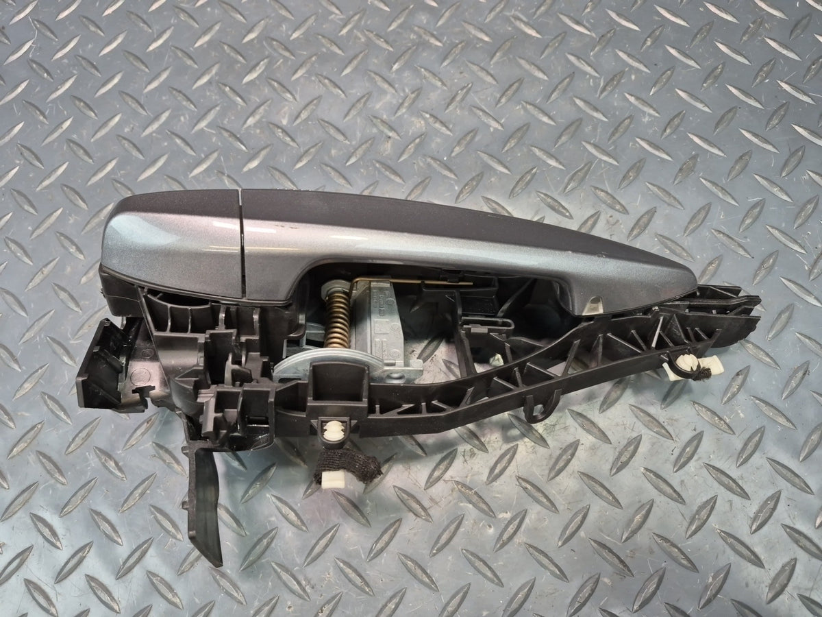 2014-2018 BMW F15 X5 Front Right Door Exterior Handle w Comfort Access