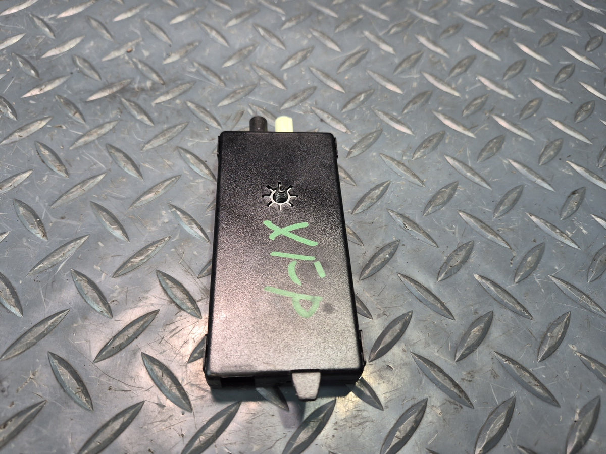 2014-2018 BMW F15 X5 Radio Antenna Diversity Amplifier AMP Module 9334692