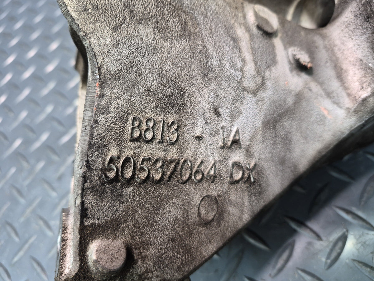 17-25 Alfa Romeo Giulia 2.0L Right Engine Motor Mount Bracket w Damper OEM