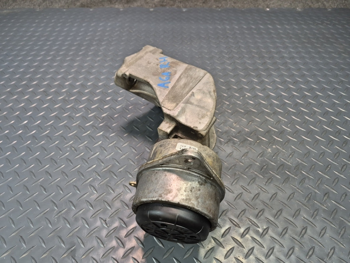 17-25 Alfa Romeo Giulia 2.0L Right Engine Motor Mount Bracket w Damper OEM