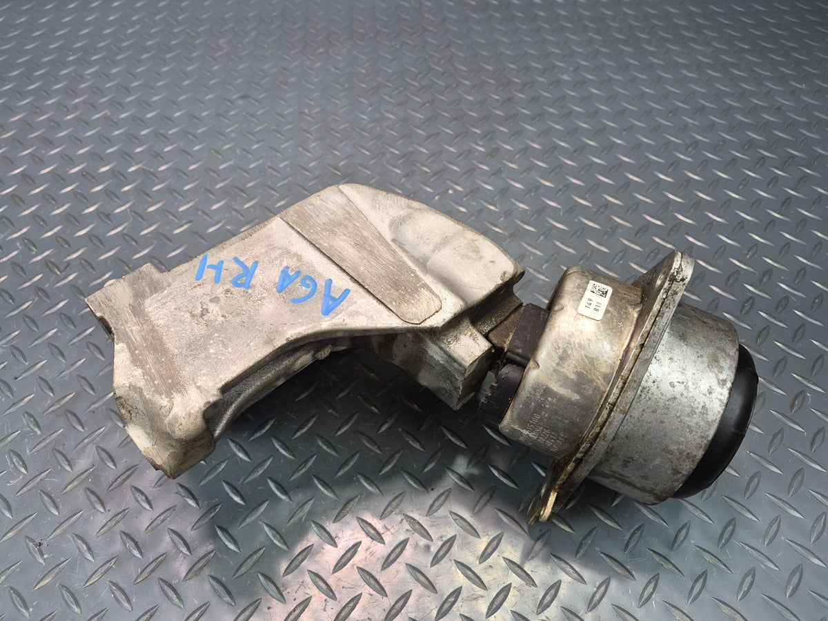 17-25 Alfa Romeo Giulia 2.0L Right Engine Motor Mount Bracket w Damper OEM