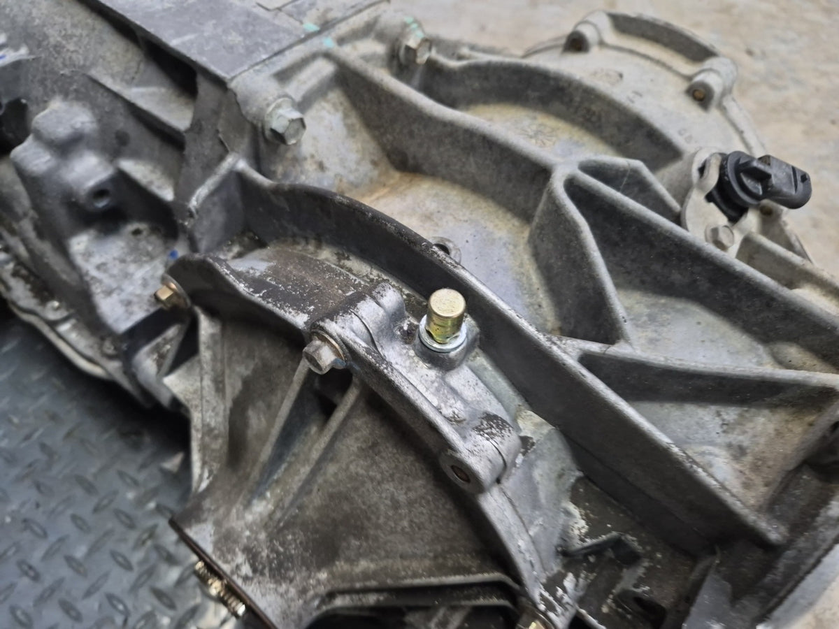 98-00 Chevy Corvette C5 4L60E Auto Transmission w Differential 3.15 Ratio 65K