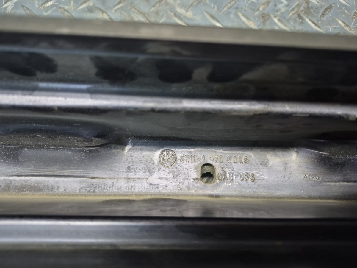 1994-1997 BMW E31 840Ci Front Bumper Impact Reinforcement Bar 1970601 Damaged