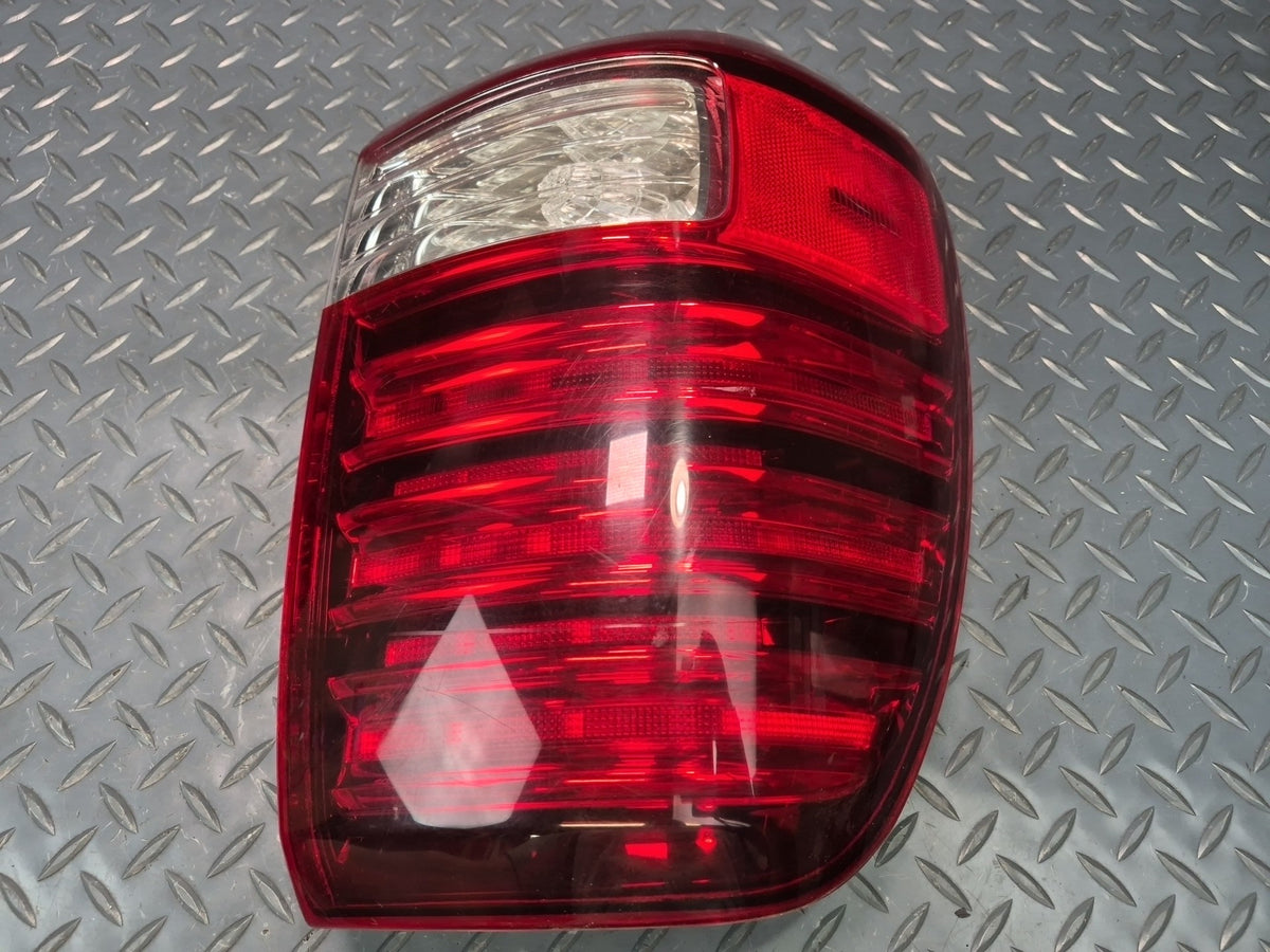 2005-2007 Lexus UZJ100L LX470 Rear Inner & Outer Tail Light Lamp Set of 4