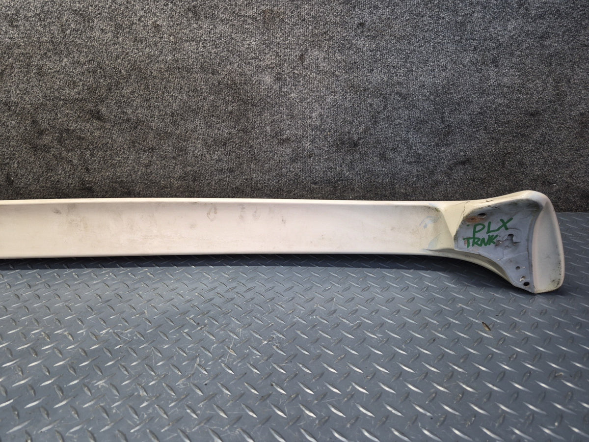 2003-2007 Lexus LX470 Rear Trunk Lid Liftgate Upper Spoiler Damaged