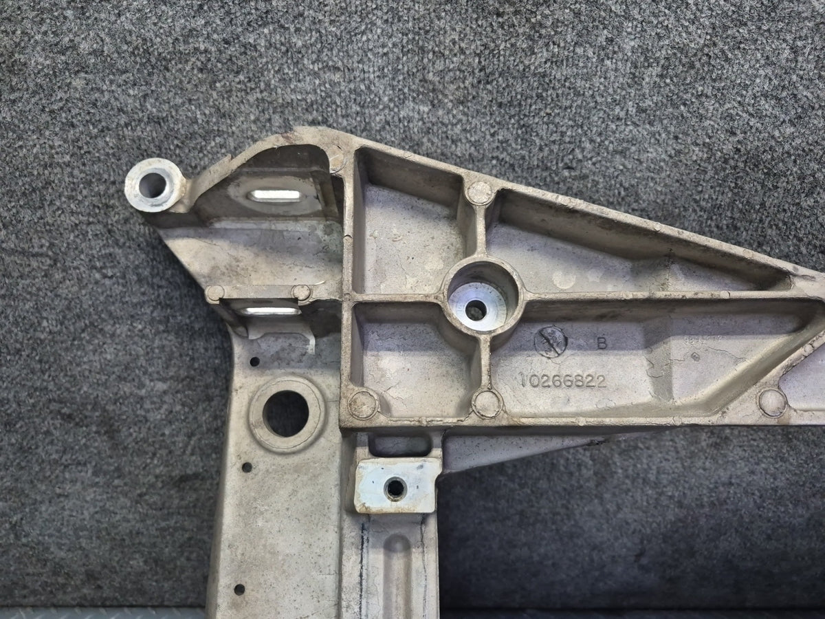 97-04 Chevrolet Corvette C5 Front Engine Subframe Crossmember Carrier 65K OEM
