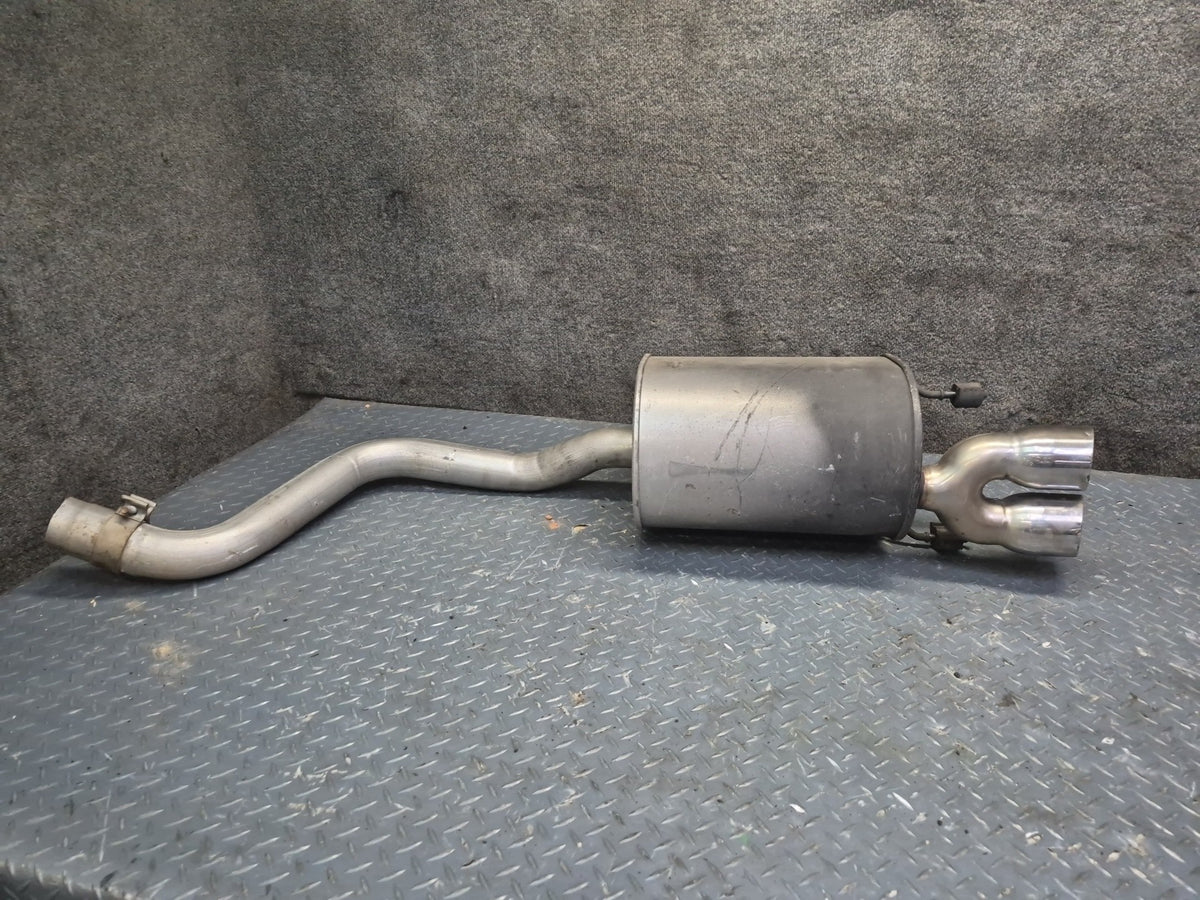 05-08 Chevrolet Corvette C6 LS2 Set of 2 Rear Left & Right Exhaust Muffler OEM