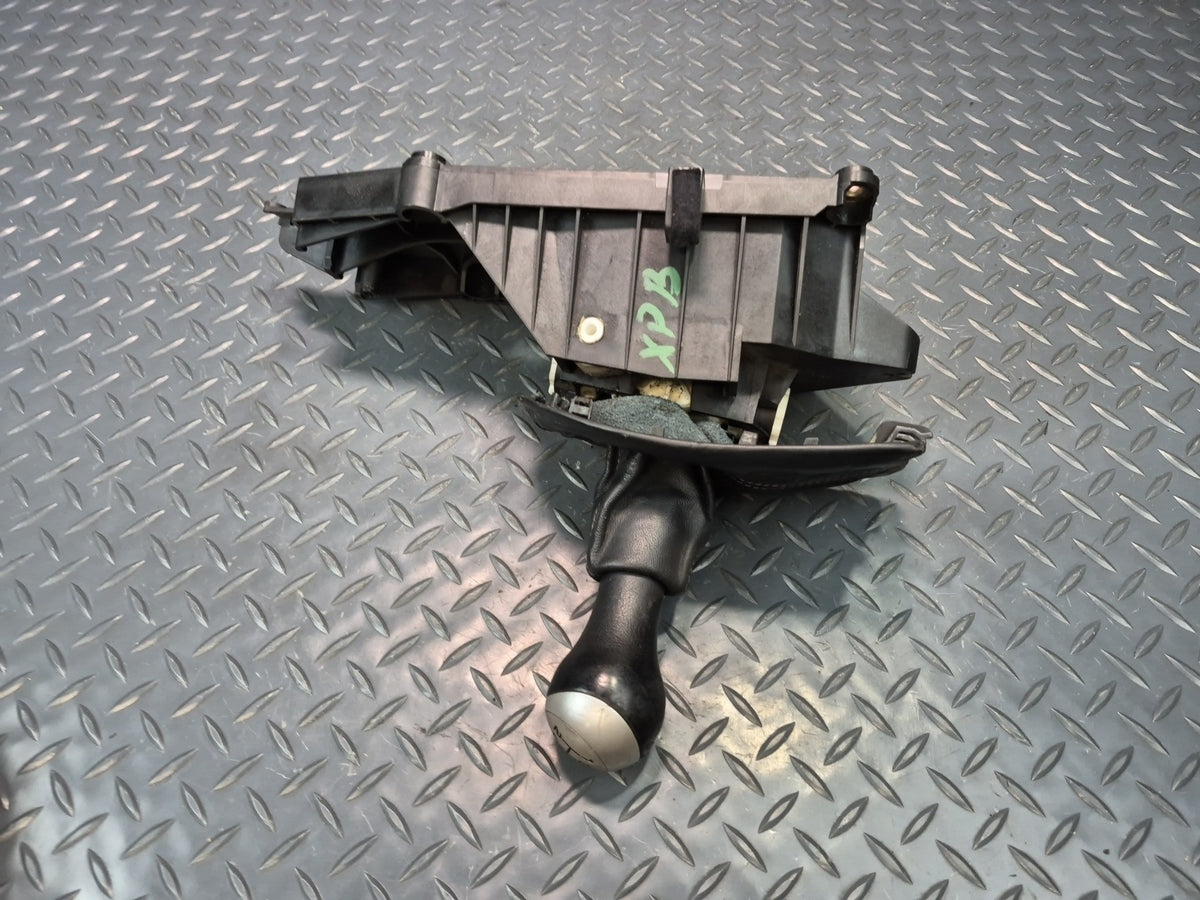 2000-2004 Porsche Boxster 986 5-SPEED Manual Transmission Gear Shifter W/ Knob