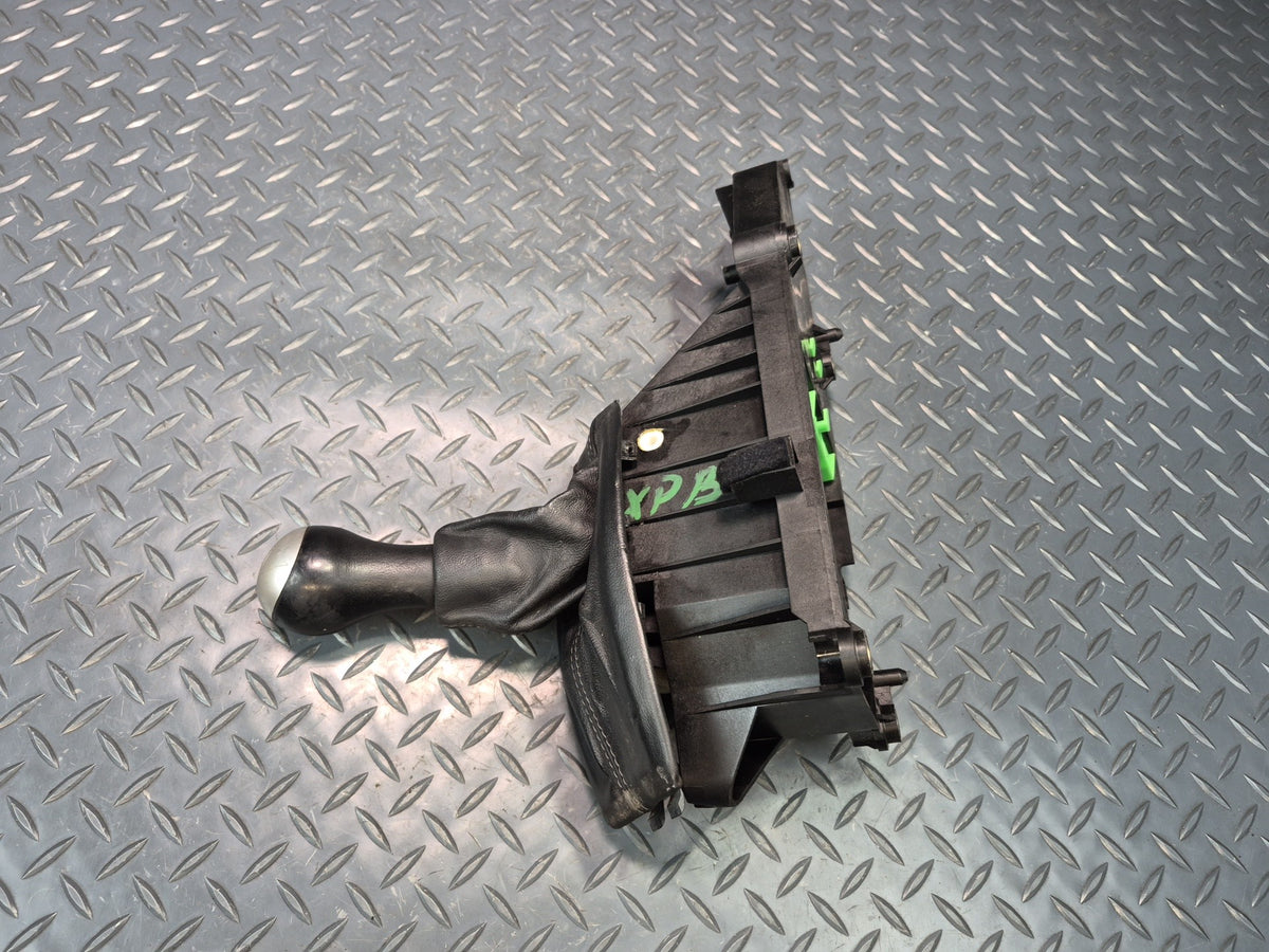 2000-2004 Porsche Boxster 986 5-SPEED Manual Transmission Gear Shifter W/ Knob