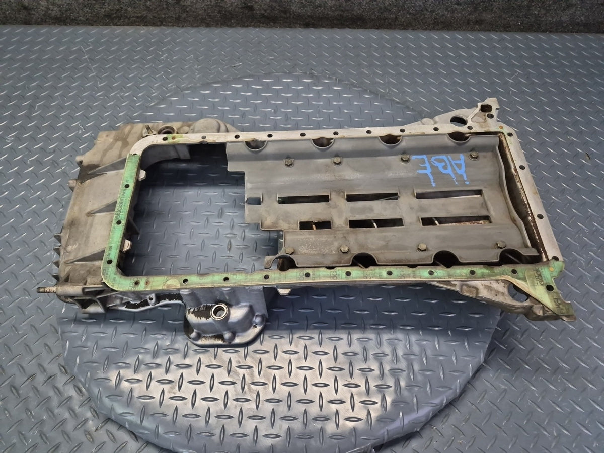 1996-1997 BMW E31 840Ci M62 Engine Motor Upper Oil Pan 1433561