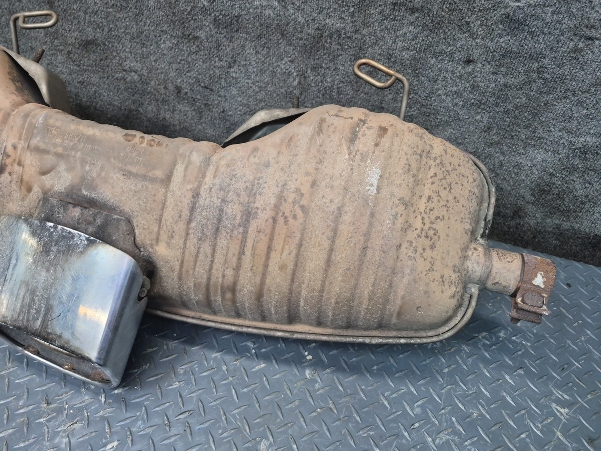 2000-2002 Porsche Boxster 986 2.7L MT Engine Rear Exhaust Muffler Assembly