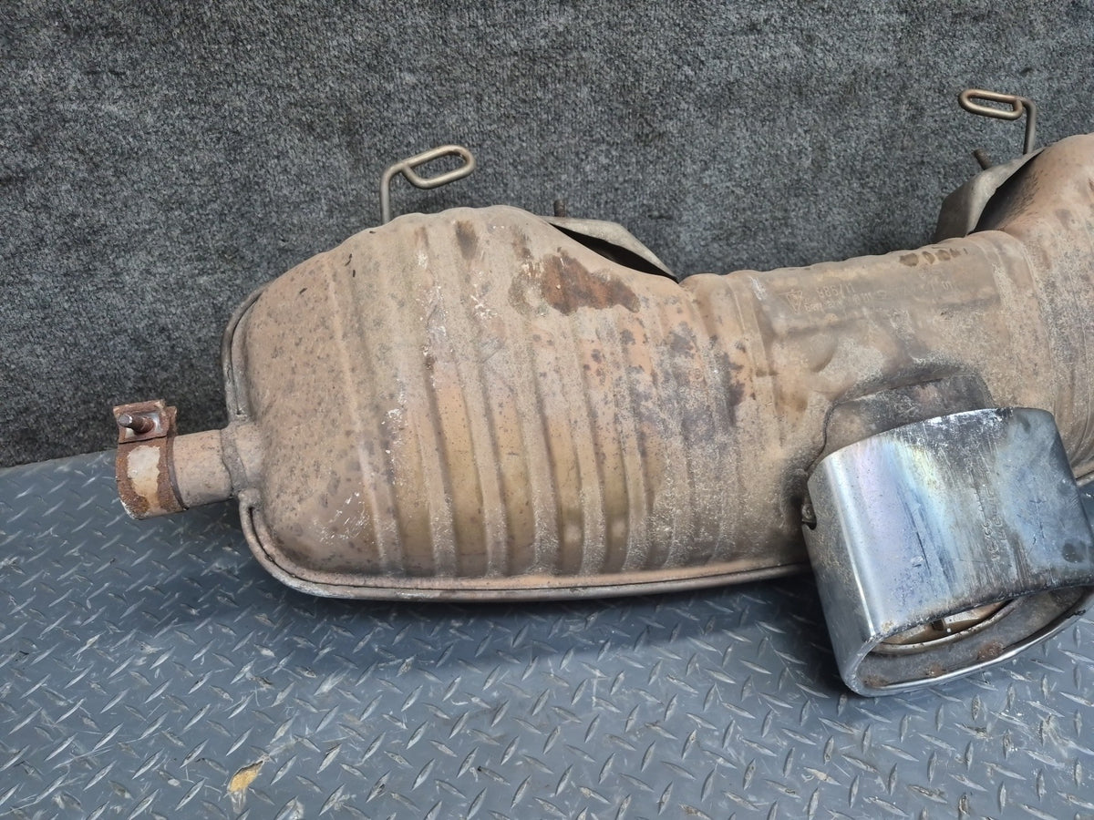 2000-2002 Porsche Boxster 986 2.7L MT Engine Rear Exhaust Muffler Assembly