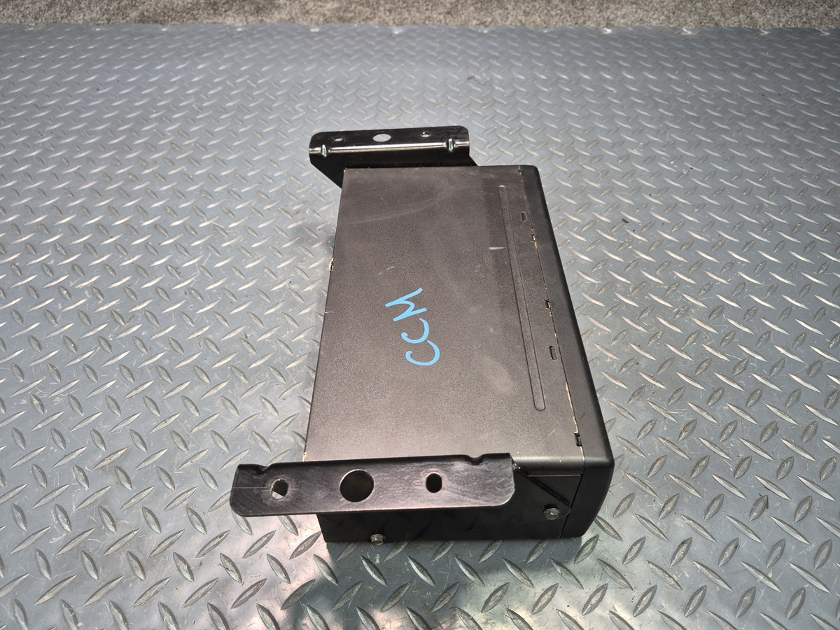 97-04 Chevrolet Corvette C5 12 Dics CD Changer Pioneer w Magazine 16220776 OEM