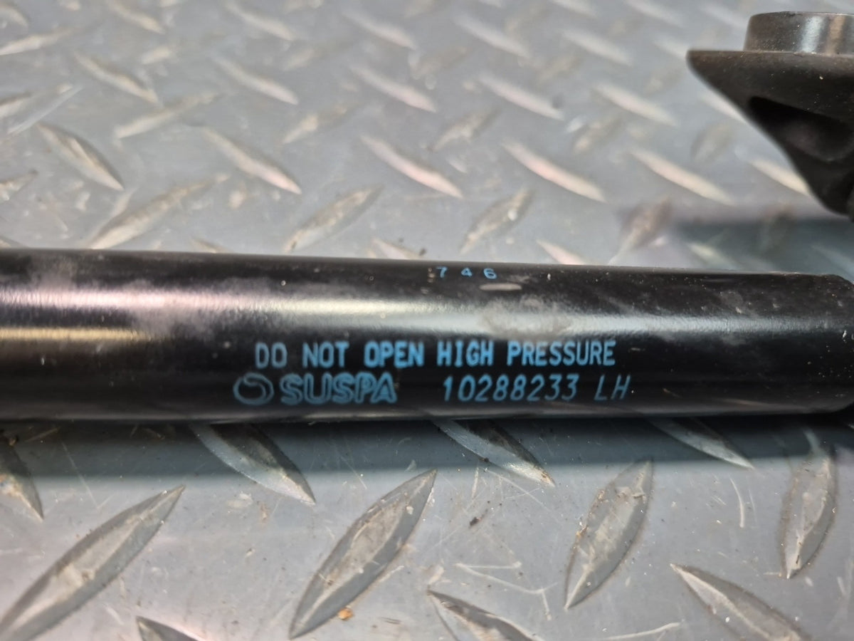 97-04 Chevy Corvette C5 Coupe Set of 2 Rear Trunk Lid Shock Strut Support OEM