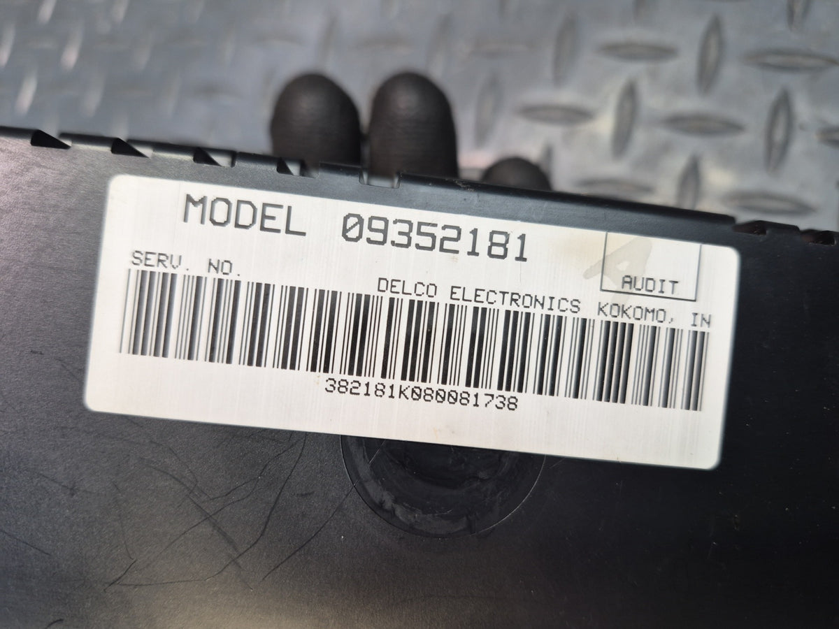 97-04 Chevrolet Corvette C5 A/C Climate Control Switch Panel 09352181 OEM