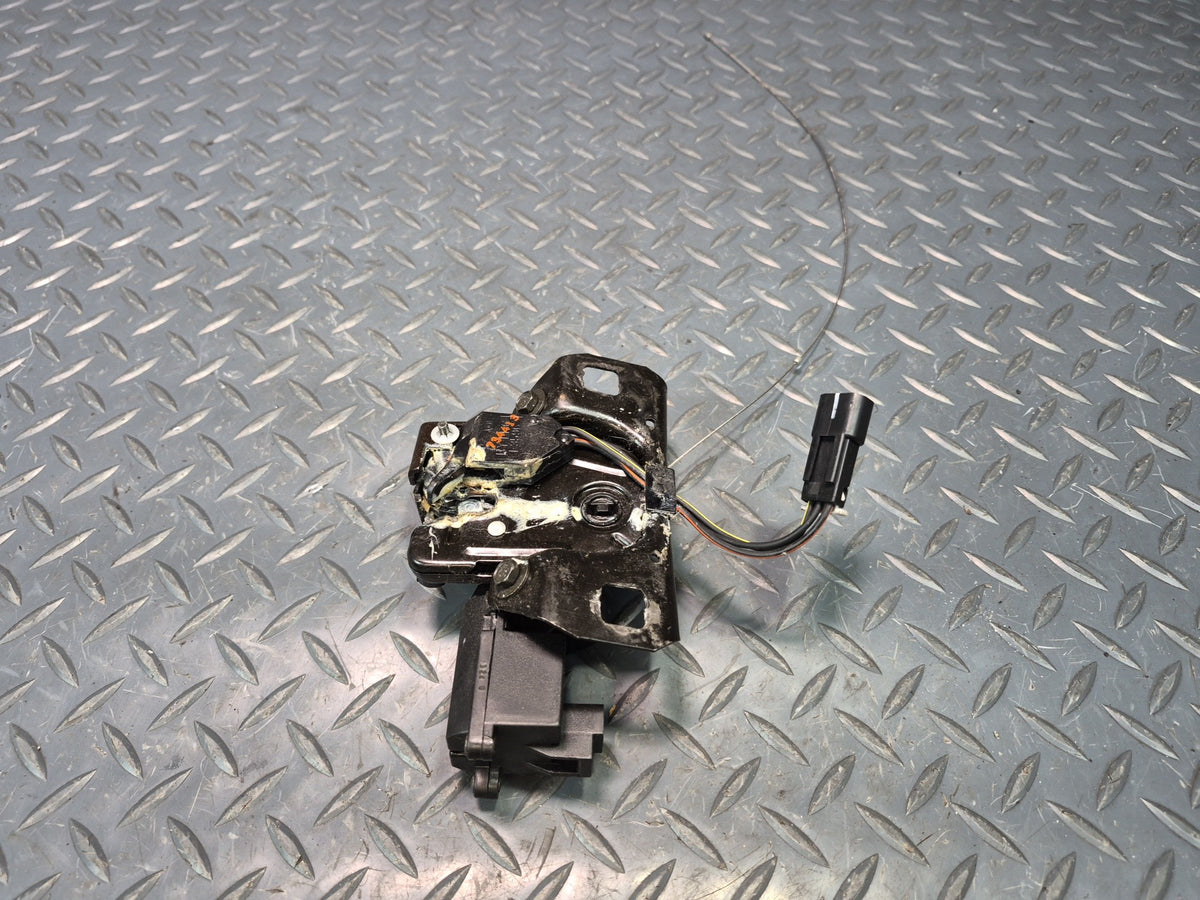98-04 Chevrolet Corvette C5 Targa Set of 2 Rear Trunk Lock Latch Actuator OEM