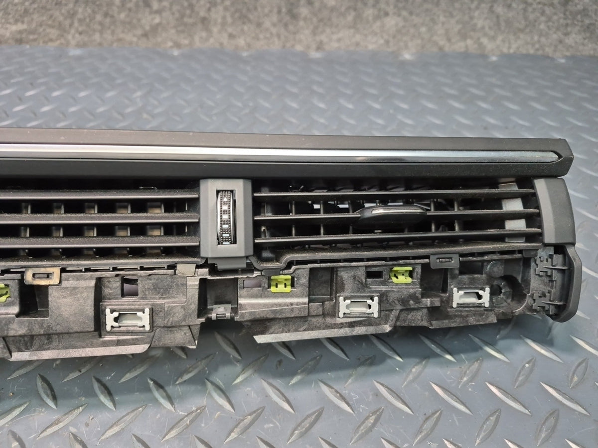 18-25 Audi A4 S4 A5 S5 Front Center Dash A/C Air Vent w Hazard Switch Black OEM