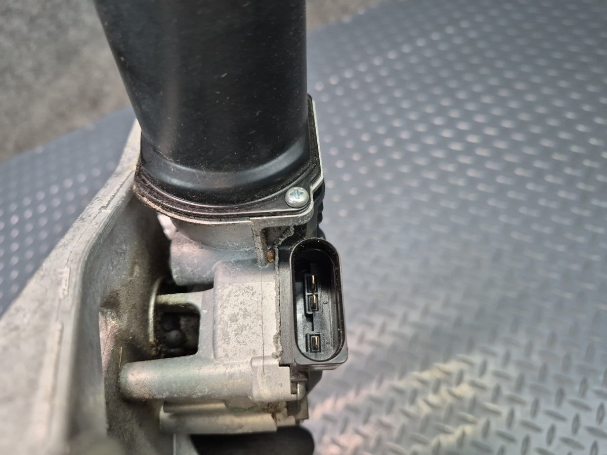 Audi A5 S5 RS5 Front Windshield Wiper Transmission Linkage w Motor 49K OEM