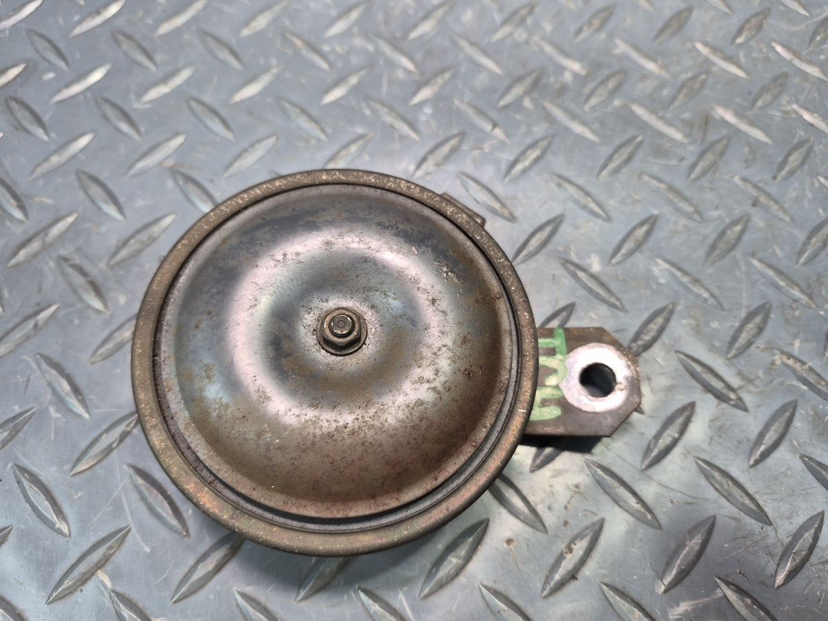 82-85 Toyota Celica RA65 High & Low Tone Note Pitch Horn Signal Set of 2