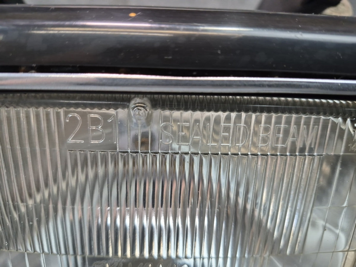 82-83 Toyota Celica RA65 Front Left POP UP Headlight Lamp