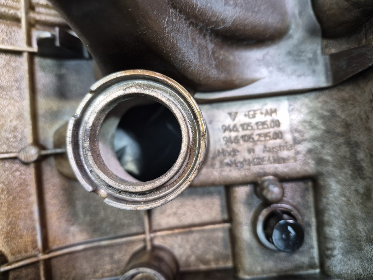 2011-2016 Porsche Panamera 970 3.6L Right Cylinder Head Valve Cover 94610513500
