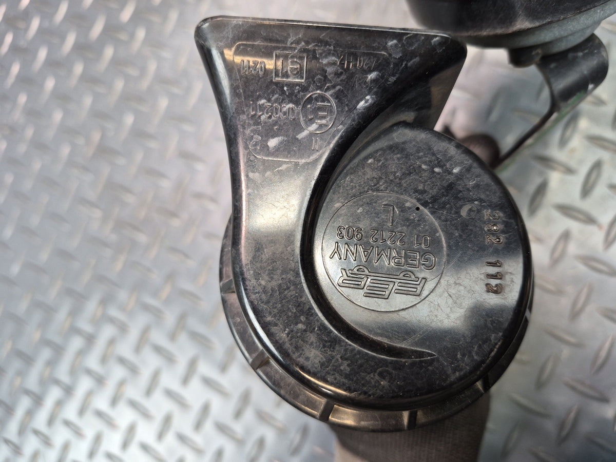 1997-2004 Porsche Boxster 986 High & Low Tone Note Pitch Horn Signal Set of 2