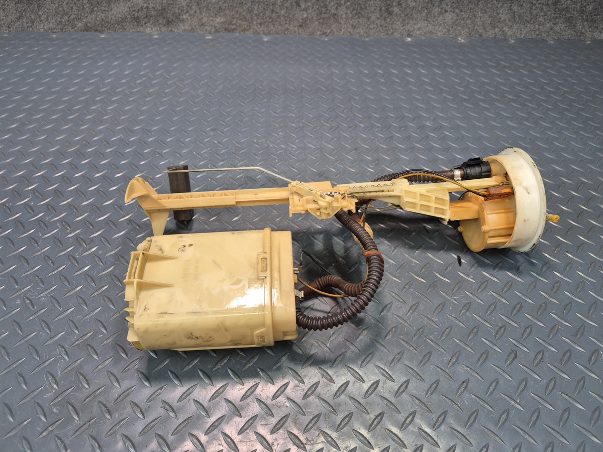 2000-2001 Porsche Boxster 986 in Tank Fuel Gas Pump Sender Unit Module Assembly