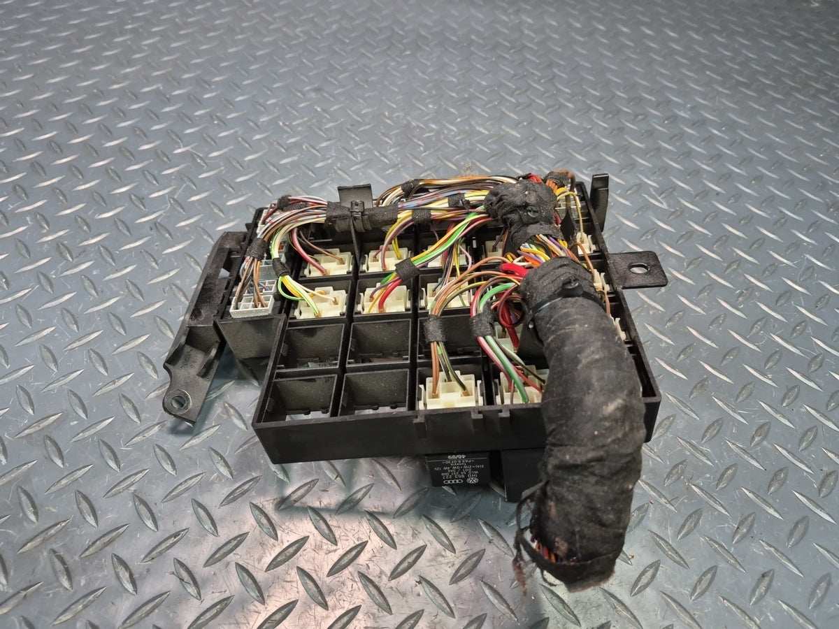 1997-2004 Porsche Boxster 986 Fuse Relay Box Module