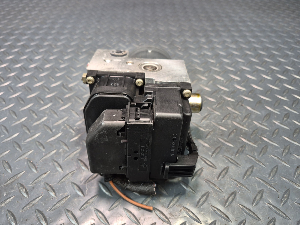 1997-2002 Porsche Boxster 986 Anti Lock Brake ABS Pump Module 0273004178