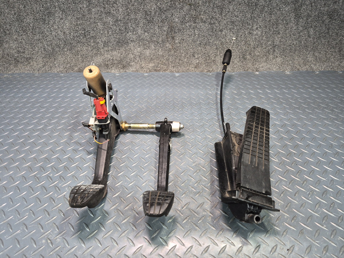 2000-2004 Porsche Boxster 986 Manual Transmission Clutch Brake Gas Pedal Set