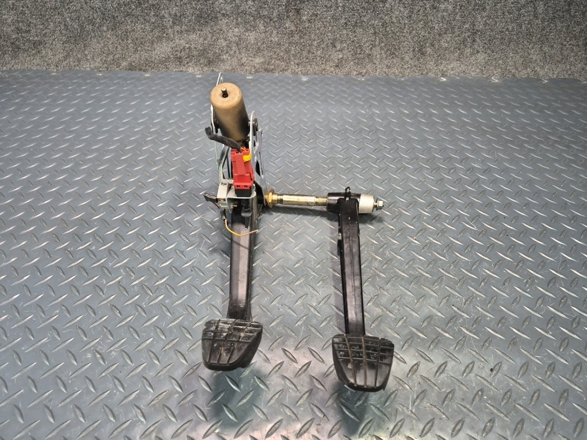 2000-2004 Porsche Boxster 986 Manual Transmission Clutch Brake Gas Pedal Set