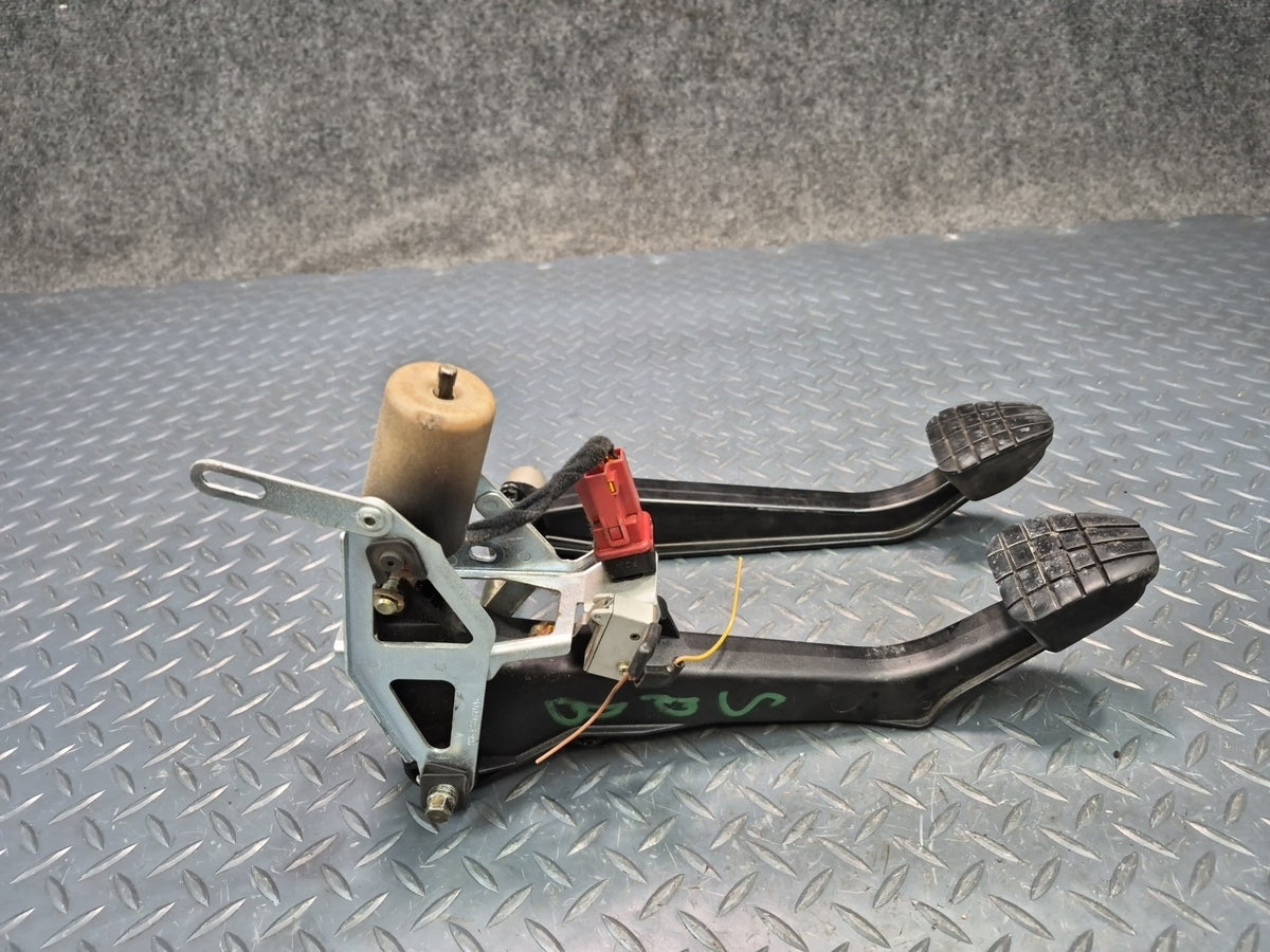 2000-2004 Porsche Boxster 986 Manual Transmission Clutch Brake Gas Pedal Set