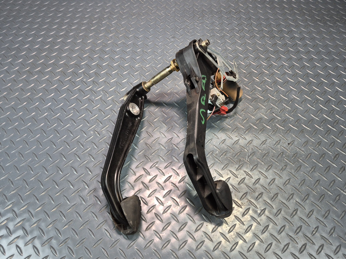 2000-2004 Porsche Boxster 986 Manual Transmission Clutch Brake Gas Pedal Set