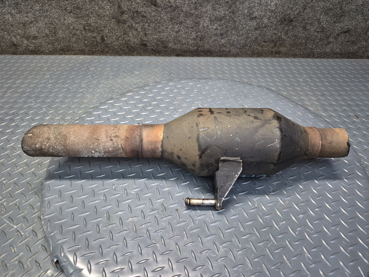 2003-2009 Lexus UZJ120L GX470 4WD Rear Exhaust Muffler