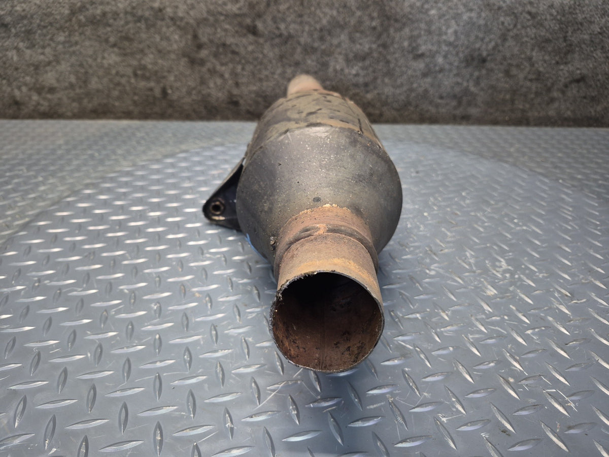 2003-2009 Lexus UZJ120L GX470 4WD Rear Exhaust Muffler
