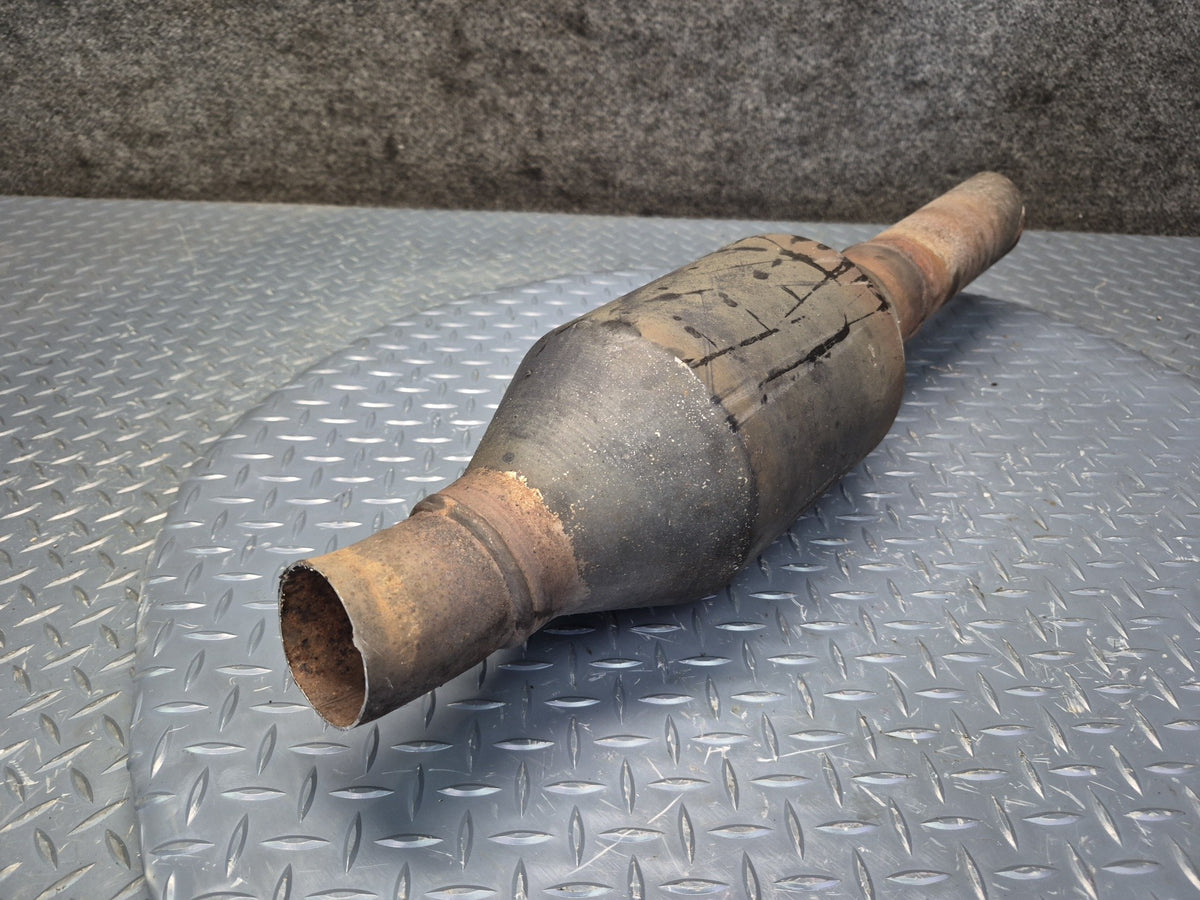 2003-2009 Lexus UZJ120L GX470 4WD Rear Exhaust Muffler