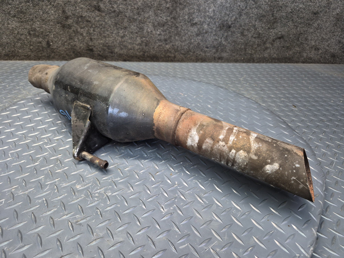 2003-2009 Lexus UZJ120L GX470 4WD Rear Exhaust Muffler