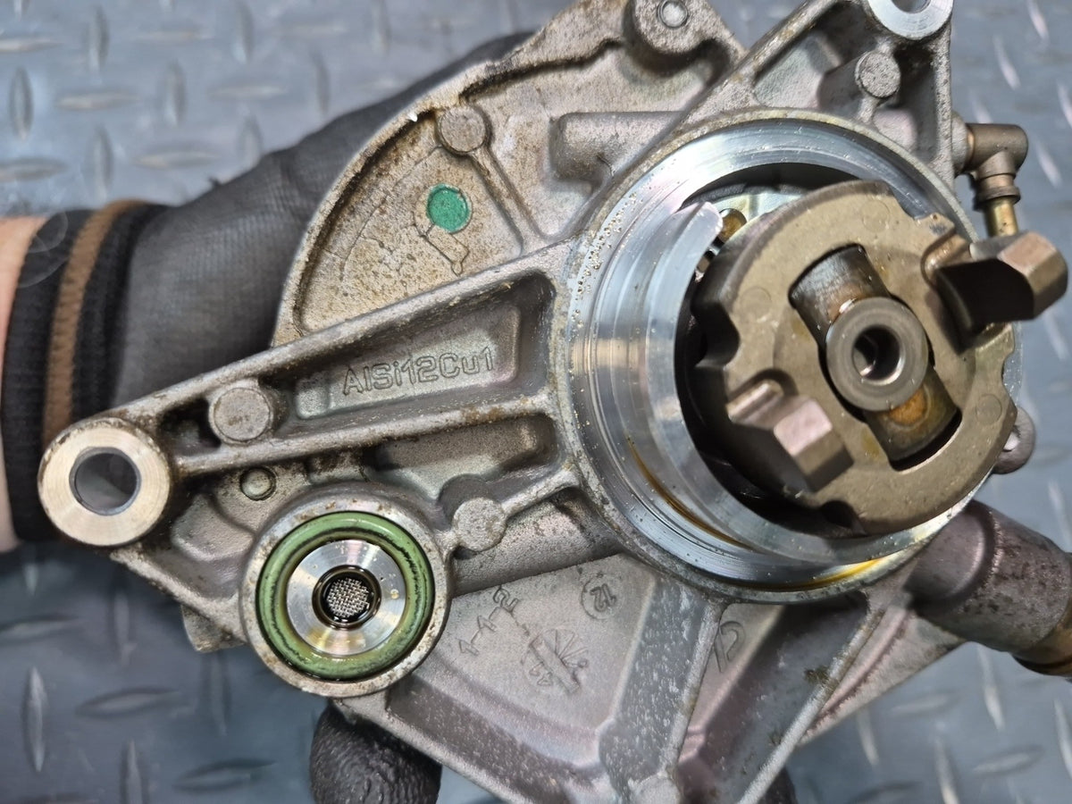 2011-2016 Porsche Panamera 970 3.6L Engine Brake Vacuum Pump 94610044000