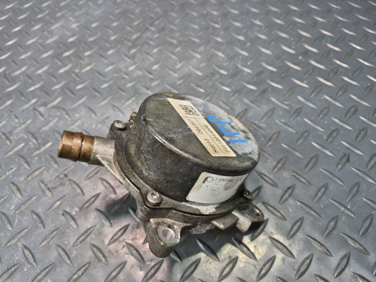 2011-2016 Porsche Panamera 970 3.6L Engine Brake Vacuum Pump 94610044000