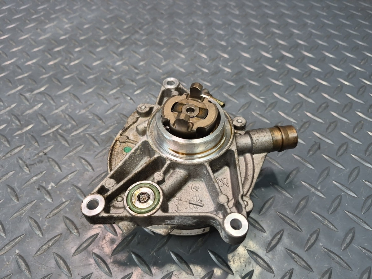 2011-2016 Porsche Panamera 970 3.6L Engine Brake Vacuum Pump 94610044000