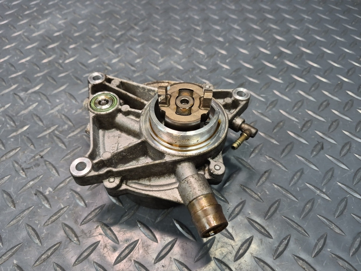 2011-2016 Porsche Panamera 970 3.6L Engine Brake Vacuum Pump 94610044000