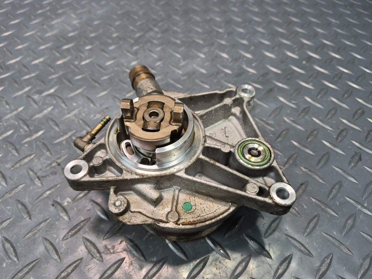 2011-2016 Porsche Panamera 970 3.6L Engine Brake Vacuum Pump 94610044000