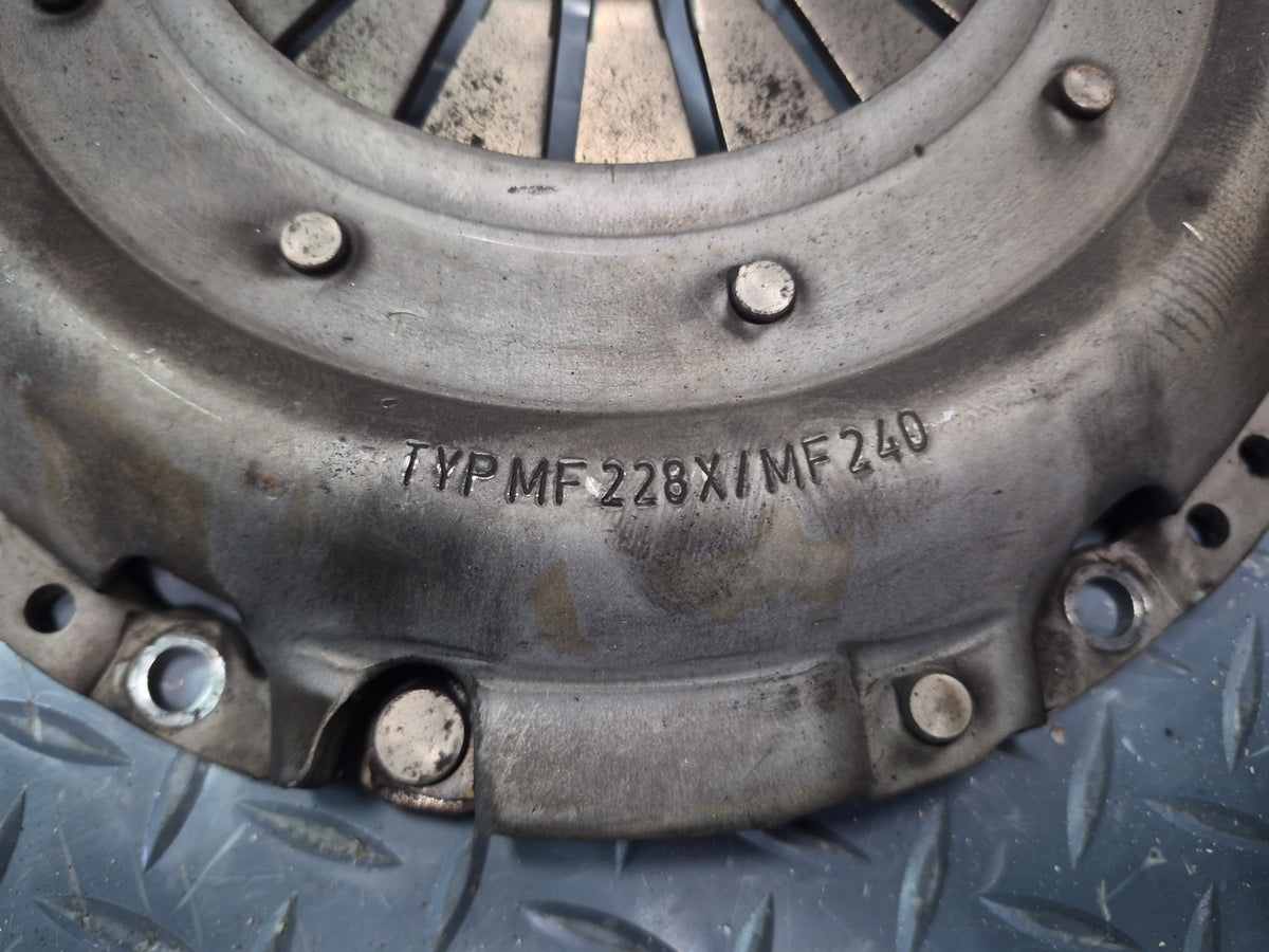 2000-2004 Porsche Boxster 986 2.7 MT Transmission Flywheel Flex Plate Clutch Set