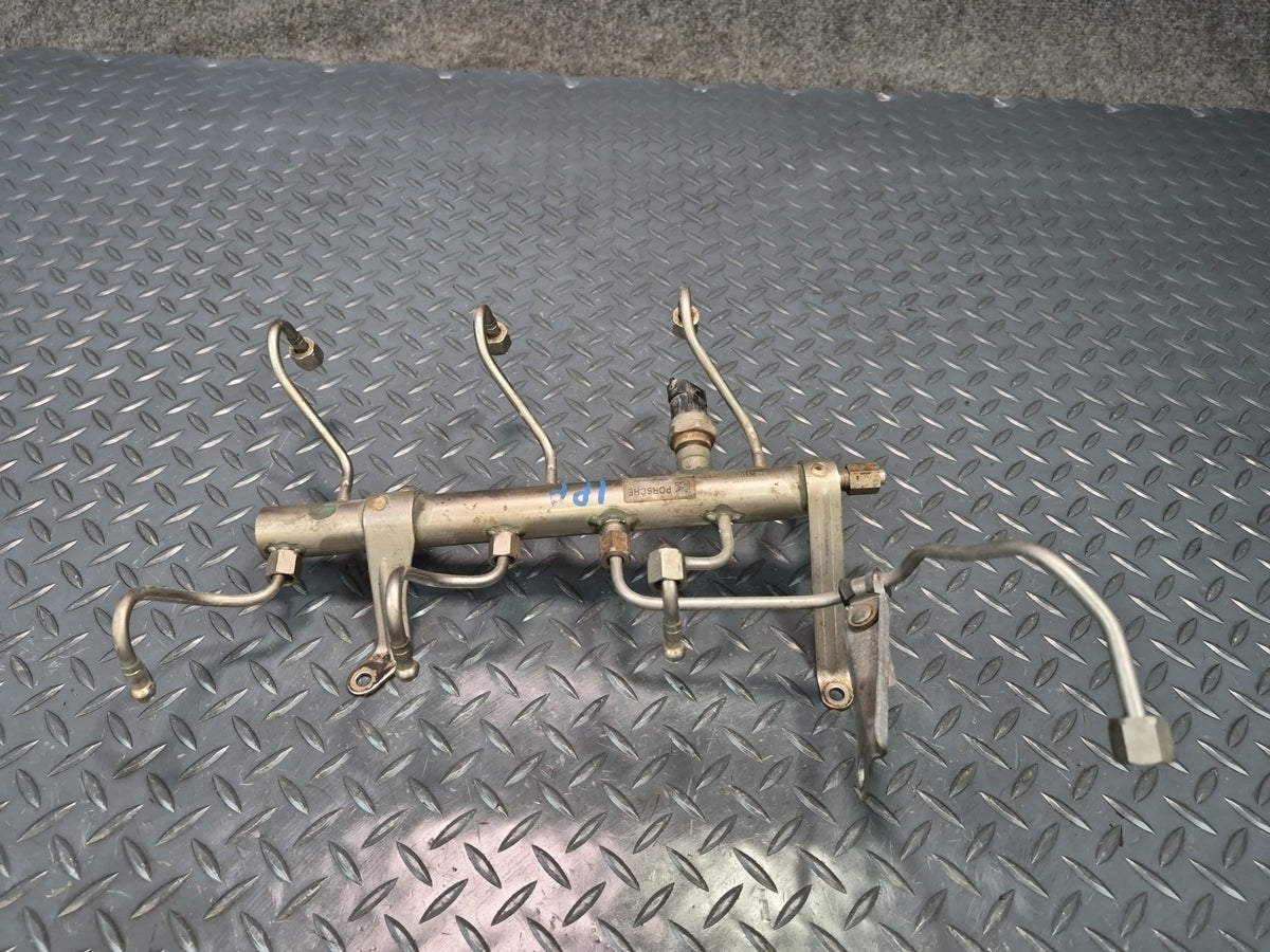 2011-2016 Porsche Panamera 970 3.6L M46.40 Fuel Injector Rail Line Set