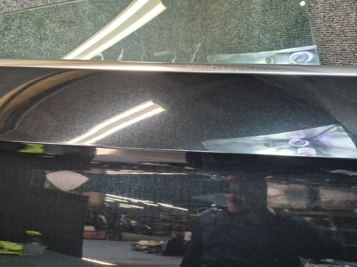 18-25 Audi A5 S5 Sportback Rear Right Door Shell Black w Glass Assembly 49K OEM