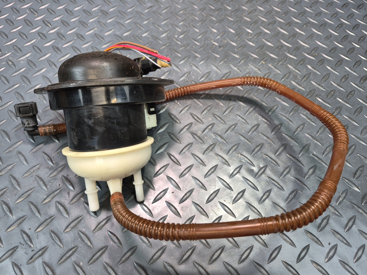08-10 Porsche Cayenne 957 4.8L Turbo Fuel Pump Level Sensor Sending Unit Set